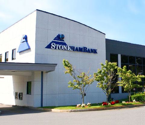 StonehamBank Branch office building with landscape in front of it